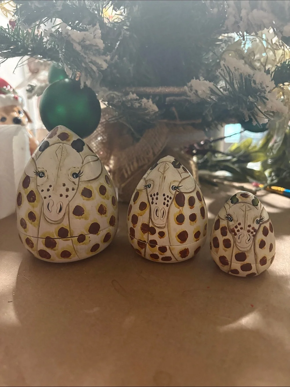 Hand-Painted Giraffe Nesting Eggs - White and Brown Set